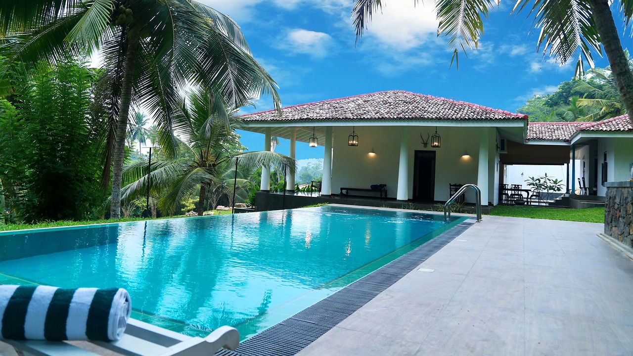 manor house, sri lanka, hotel, pool, swimming pool, blue house, blue hotel, hotel, hotel, hotel, hotel, hotel, pool, pool, pool, swimming pool, swimming pool, swimming pool